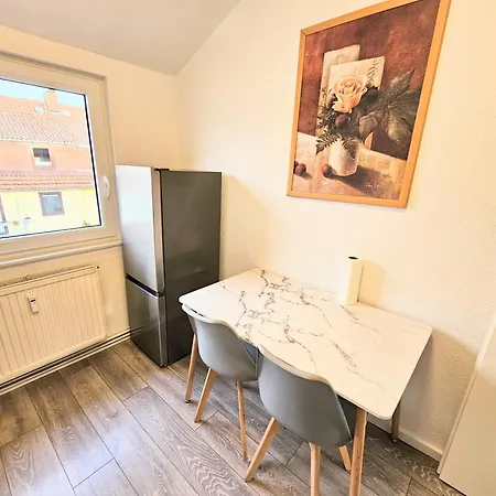 Monteurhaus Mit Zwei In Bremen-mitte, Parkplatz & Wlan Apartman Bréma