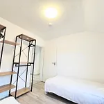 Monteurhaus Mit Zwei In Bremen-mitte, Parkplatz & Wlan Апартаменти *