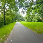 Monteurhaus Mit Zwei In Bremen-mitte, Parkplatz & Wlan