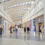 Monteurhaus Mit Zwei In Bremen-mitte, Parkplatz & Wlan アパート ブレーメン
