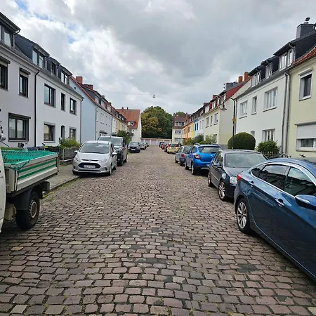 Monteurhaus Mit Zwei In Bremen-mitte, Parkplatz & Wlan Lägenhet *