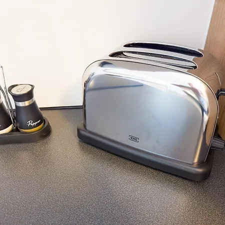 Appartement Monteurhaus Mit Zwei In Bremen-mitte, Parkplatz & Wlan *