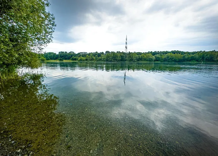 Monteurhaus Mit Zwei In Bremen-mitte, Parkplatz & Wlan
